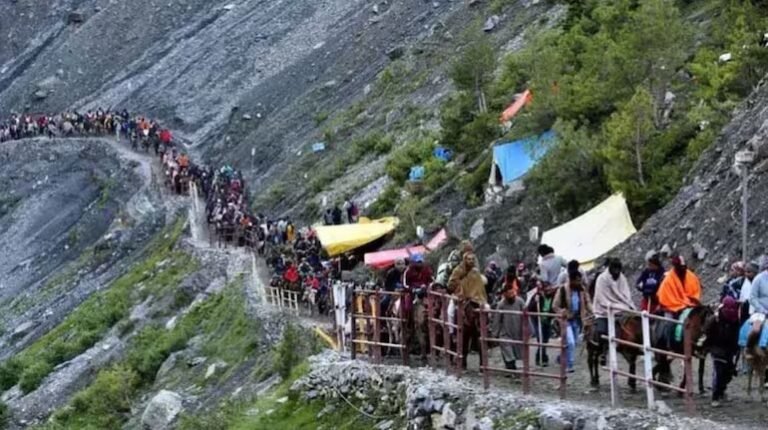 Amarnath Yatra 2026: बाबा बर्फानी के भक्तों के लिए गुड न्यूज!इस दिन शुरू होगी अमरनाथ यात्रा, जानें कैसे करा सकेंगे रजिस्ट्रेशन