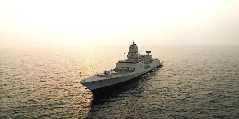 भारतीय नौसेना की ताकत बढ़ी, INS महेंद्रगिरि बना पाकिस्तान के लिए बड़ा खतरा